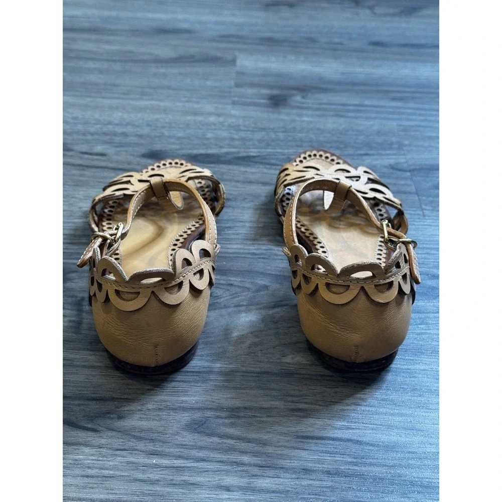 Tory Burch Aileen Flat Sandals Sz 5 Tan Scallop Boho Resort Leather Euro Summer